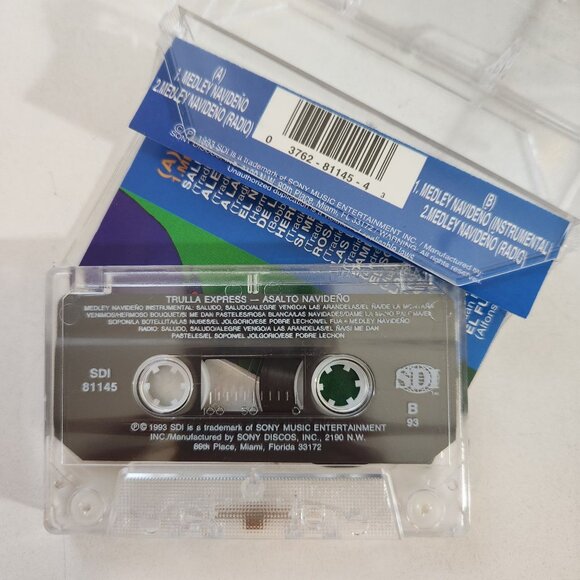 Trulla Express Asalto Navideño Cassette Tape SDI 81145 Sony Music Entertainment - Picture 4 of 5